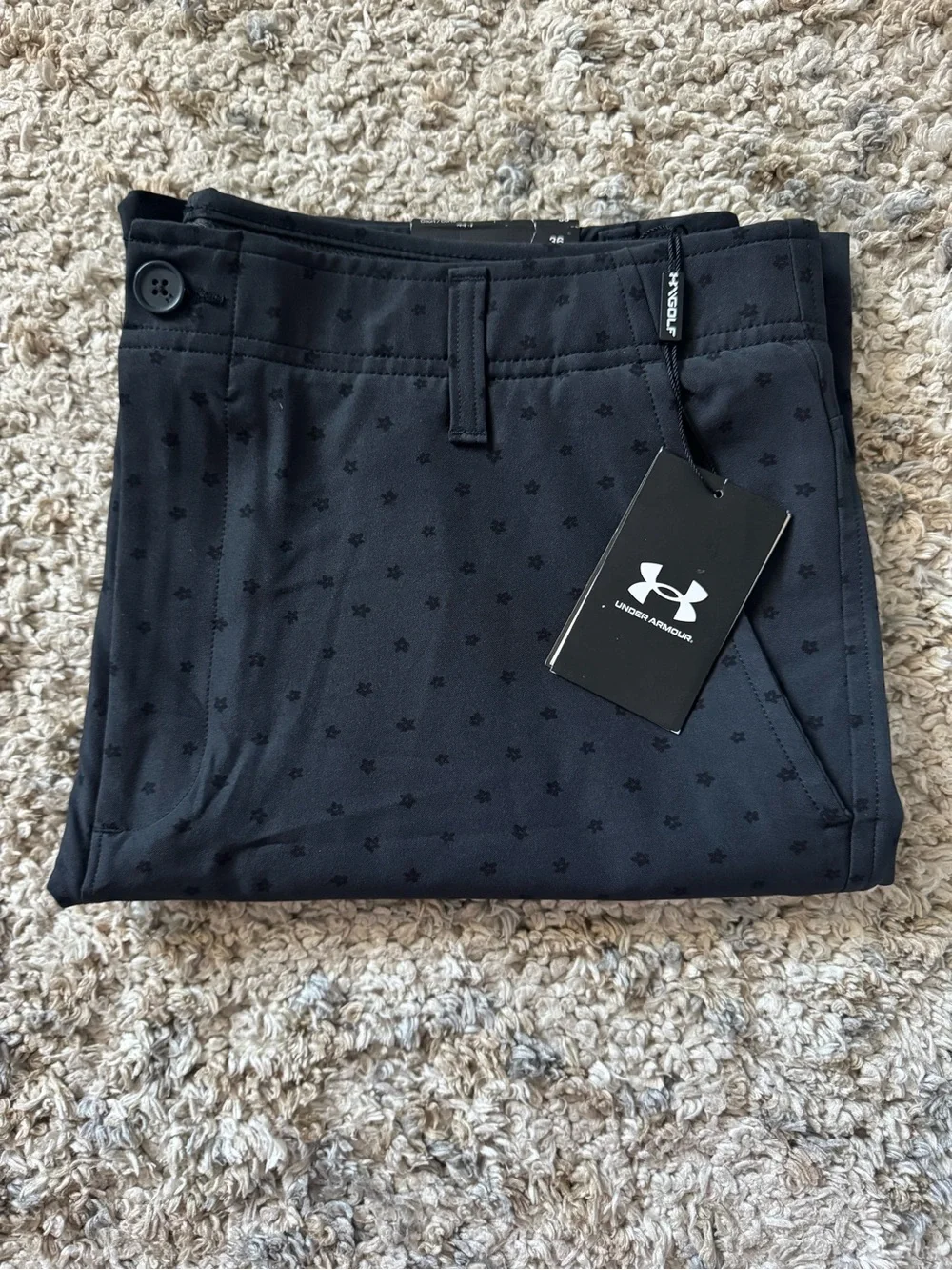 Under Armour Men’s Dark Navy Blue Mini Flower Print Performance Hybrid Shorts